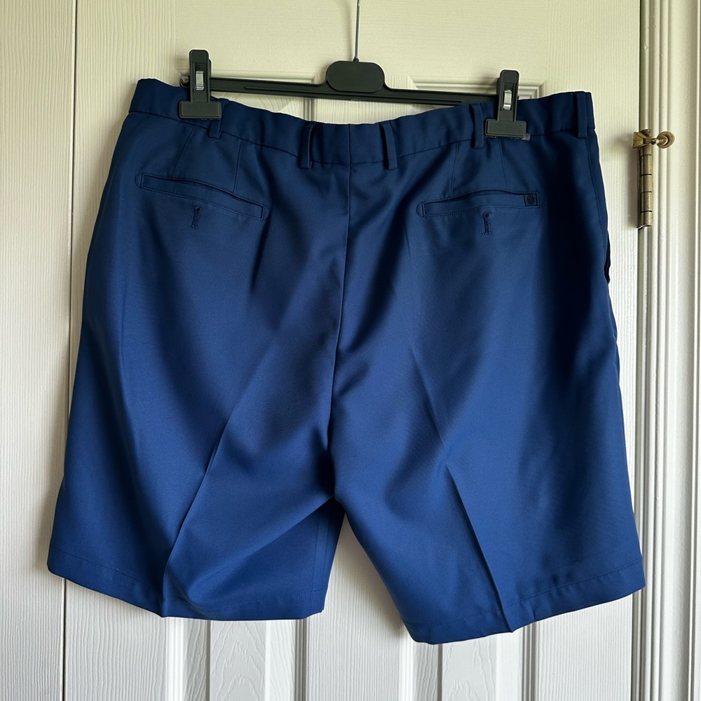 Peter Millar Royal Blue Performance Golf Shorts Size 40 - Picture 2 of 3